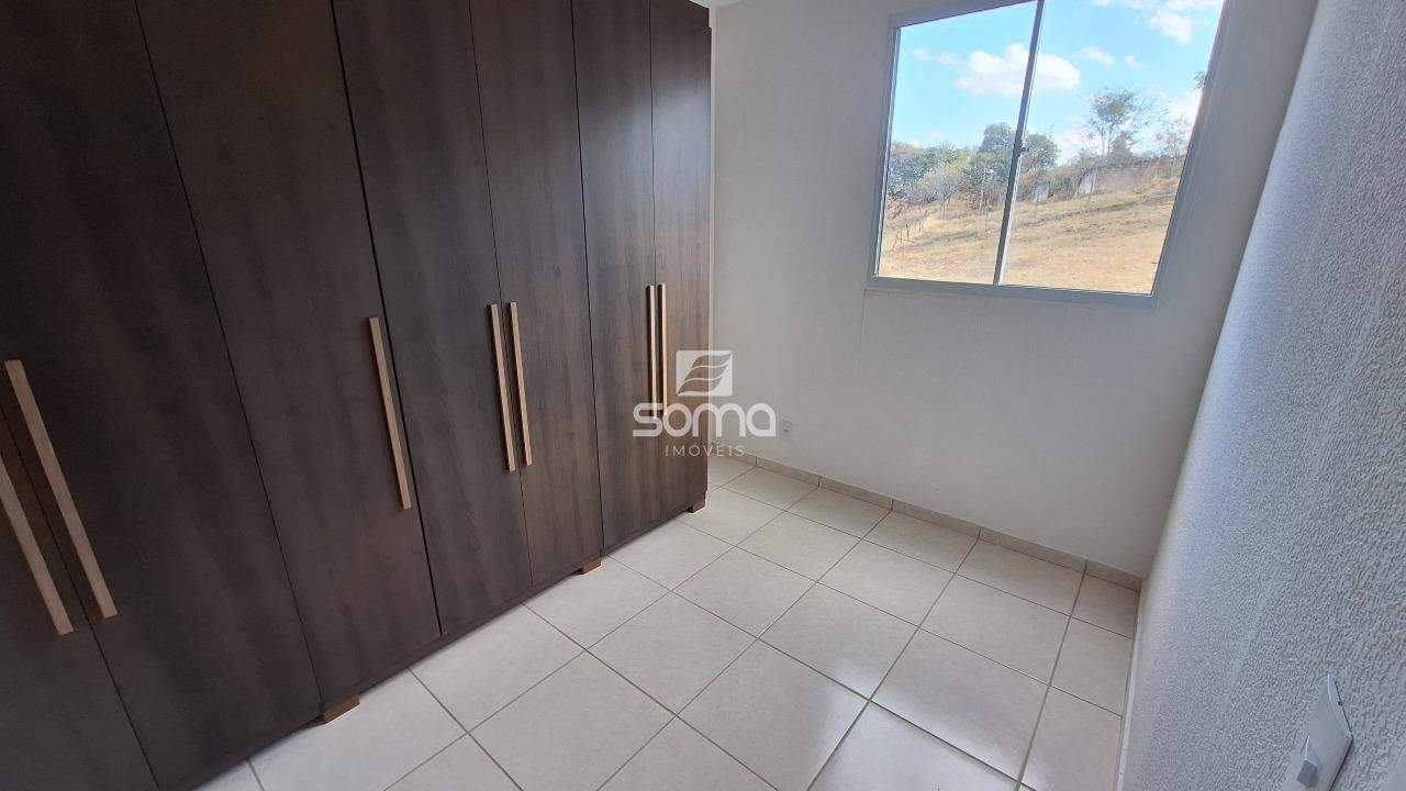 Apartamento à venda no Serra Dourada: