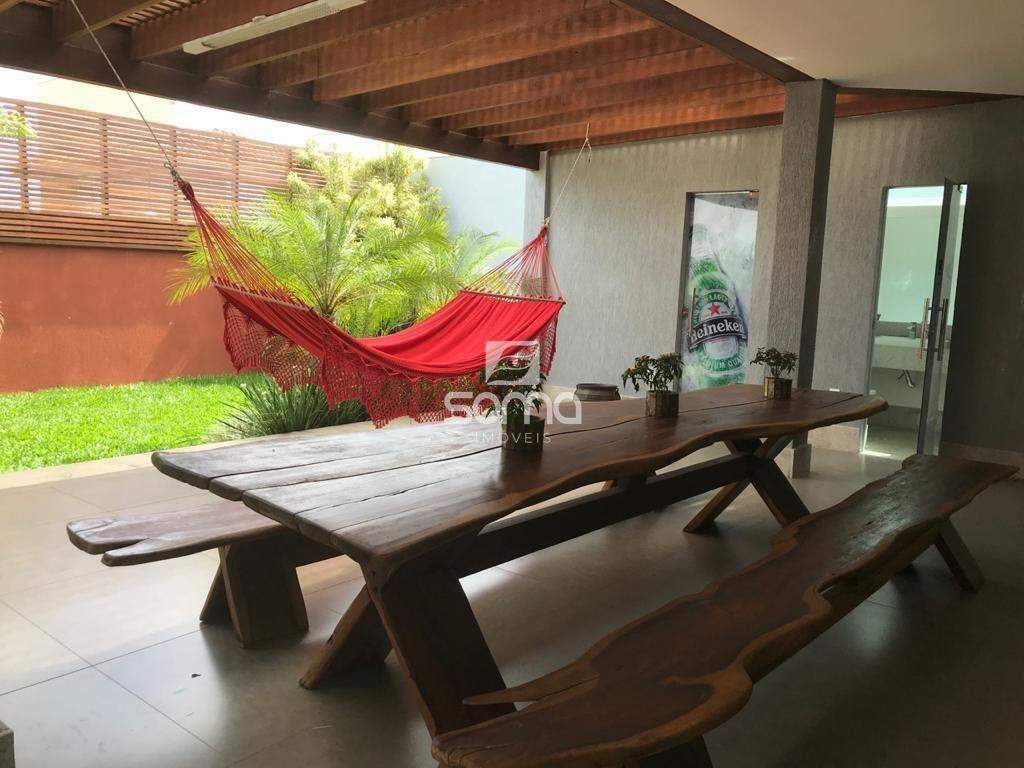 Casa em condomínio à venda no Condominio Rosa dos Ventos: 
