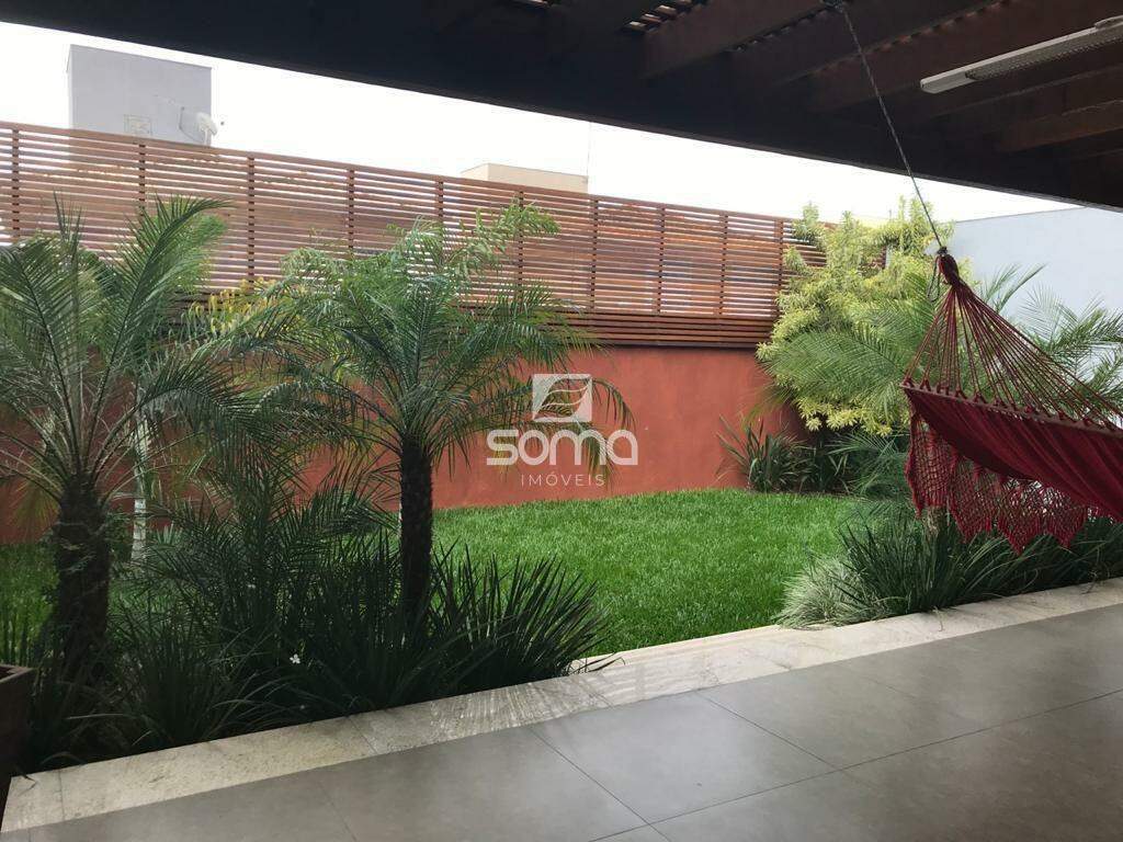 Casa em condomínio à venda no Condominio Rosa dos Ventos: 