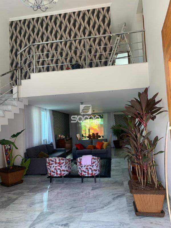 Casa em condomínio à venda no Condominio Rosa dos Ventos: 