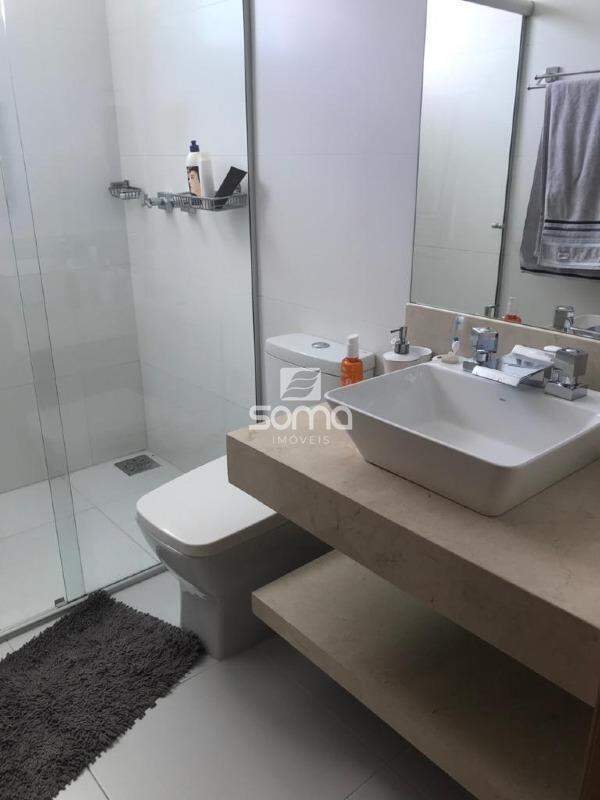 Casa em condomínio à venda no Condominio Rosa dos Ventos: 