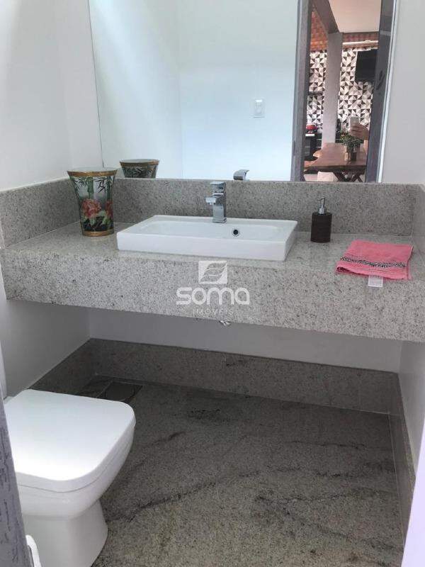 Casa em condomínio à venda no Condominio Rosa dos Ventos: 
