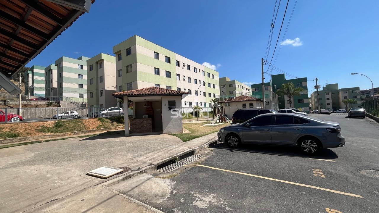 Apartamento à venda no Santa Clara B: 