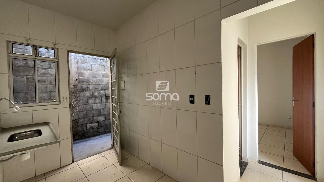 Casa Geminada à venda no Chácaras Reunidas São Vicente: 