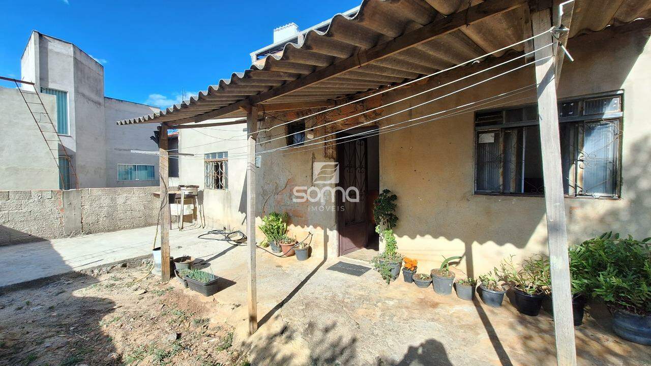 Casa à venda no Gávea I: