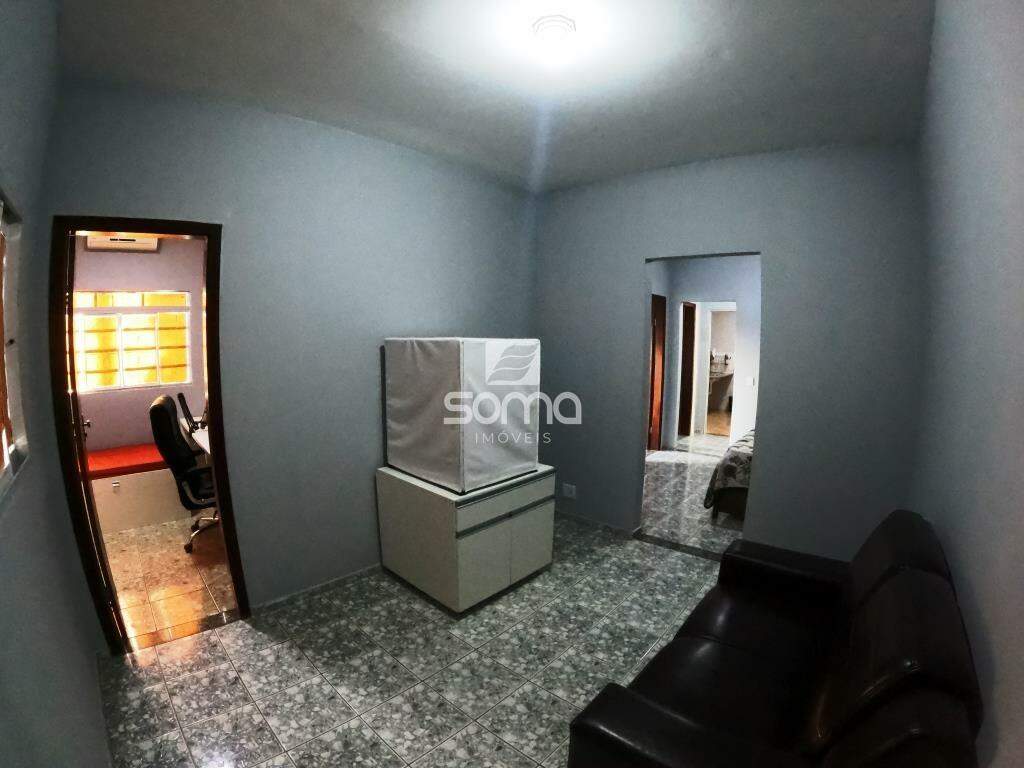 Casa para aluguel no Pouso Alegre: 