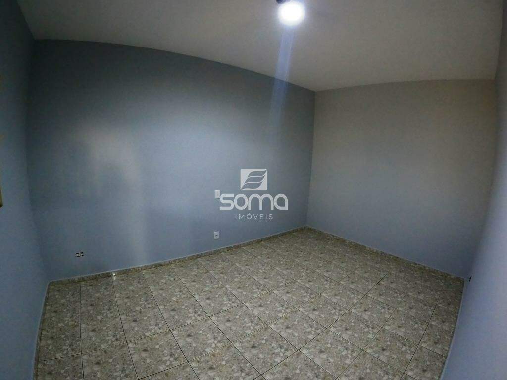 Casa para aluguel no Pouso Alegre: 