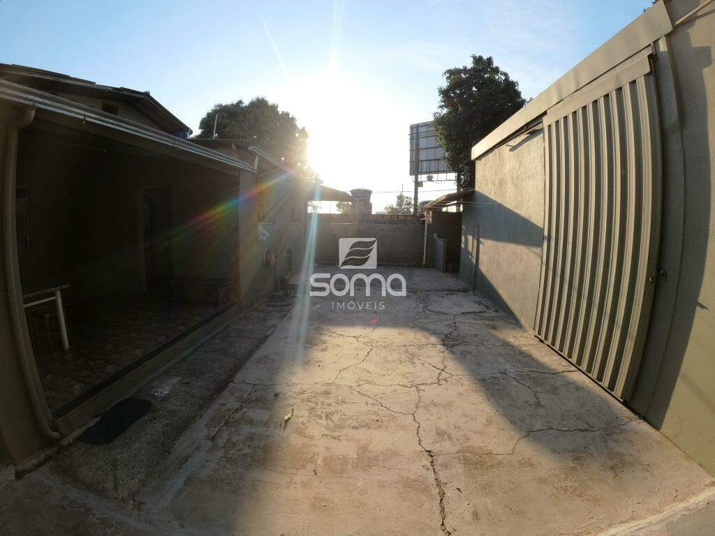 Casa para aluguel no Pouso Alegre: 