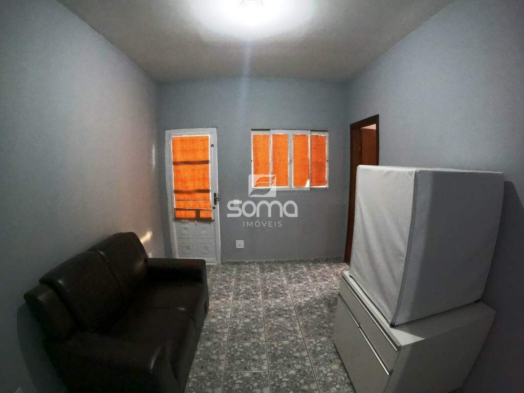 Casa para aluguel no Pouso Alegre: 