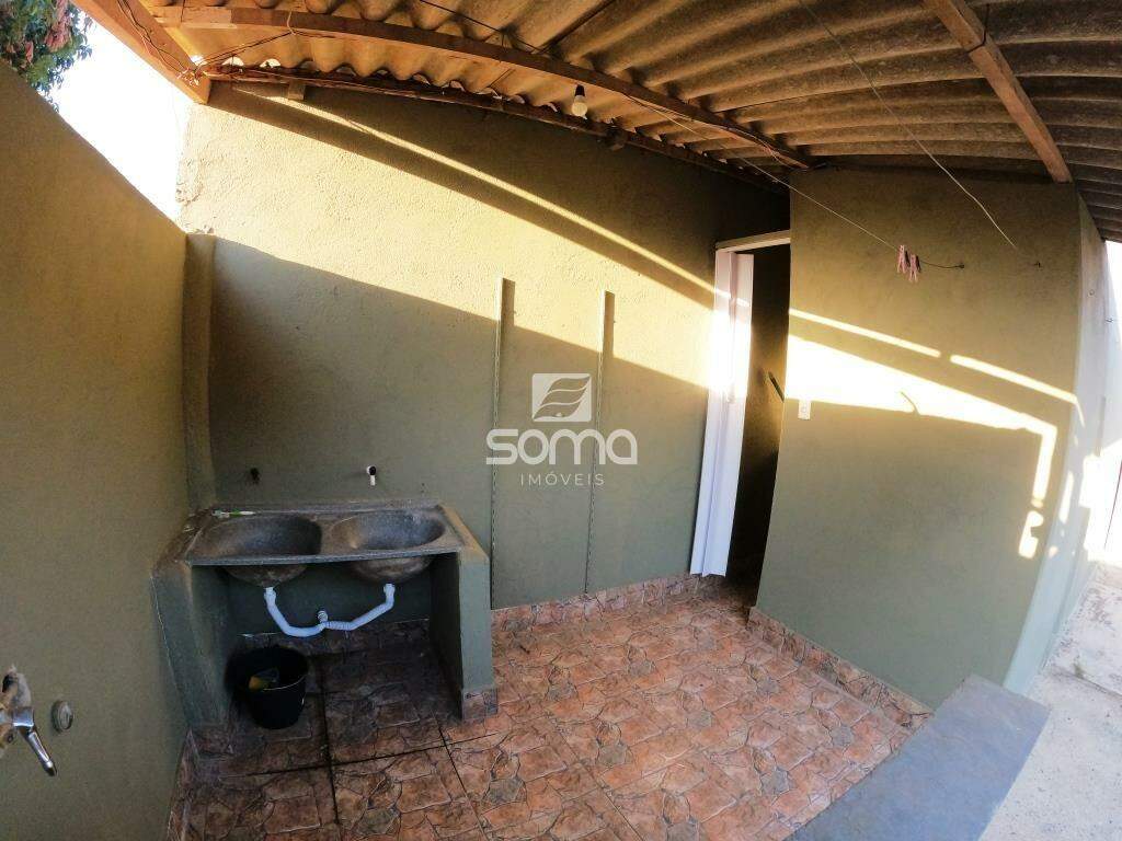 Casa para aluguel no Pouso Alegre: 
