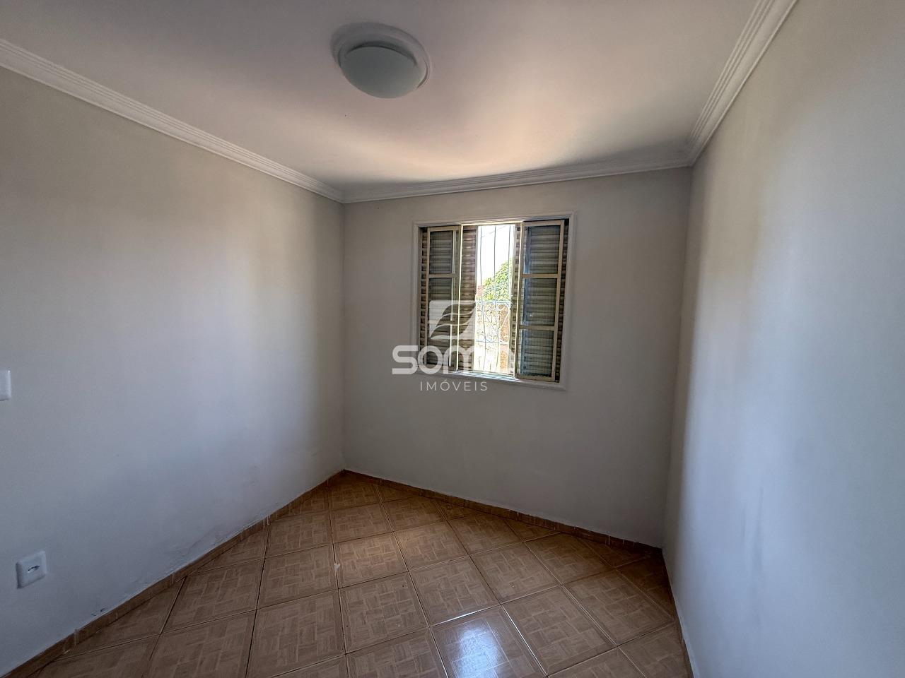 Apartamento à venda no Célvia: 