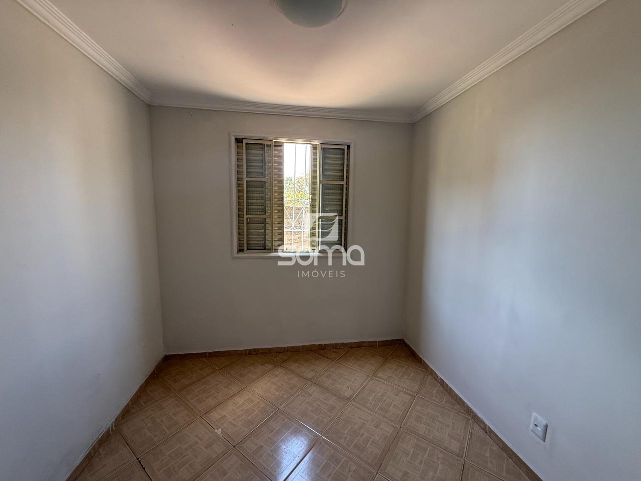 Apartamento à venda no Célvia: 