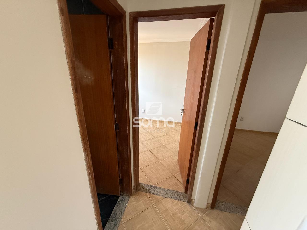 Apartamento à venda no Célvia: 