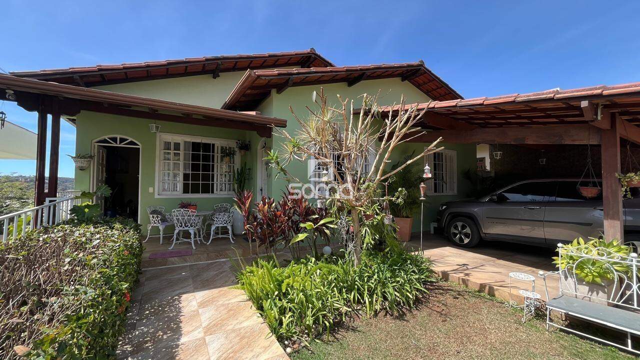 Casa à venda no Jardim Itau: 