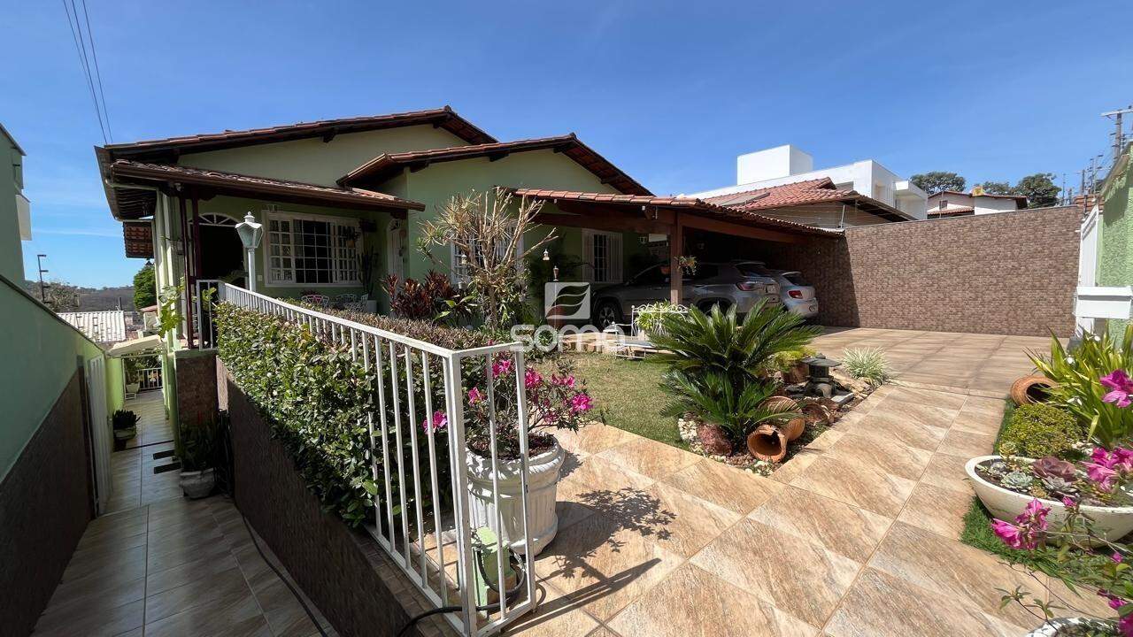 Casa à venda no Jardim Itau: 