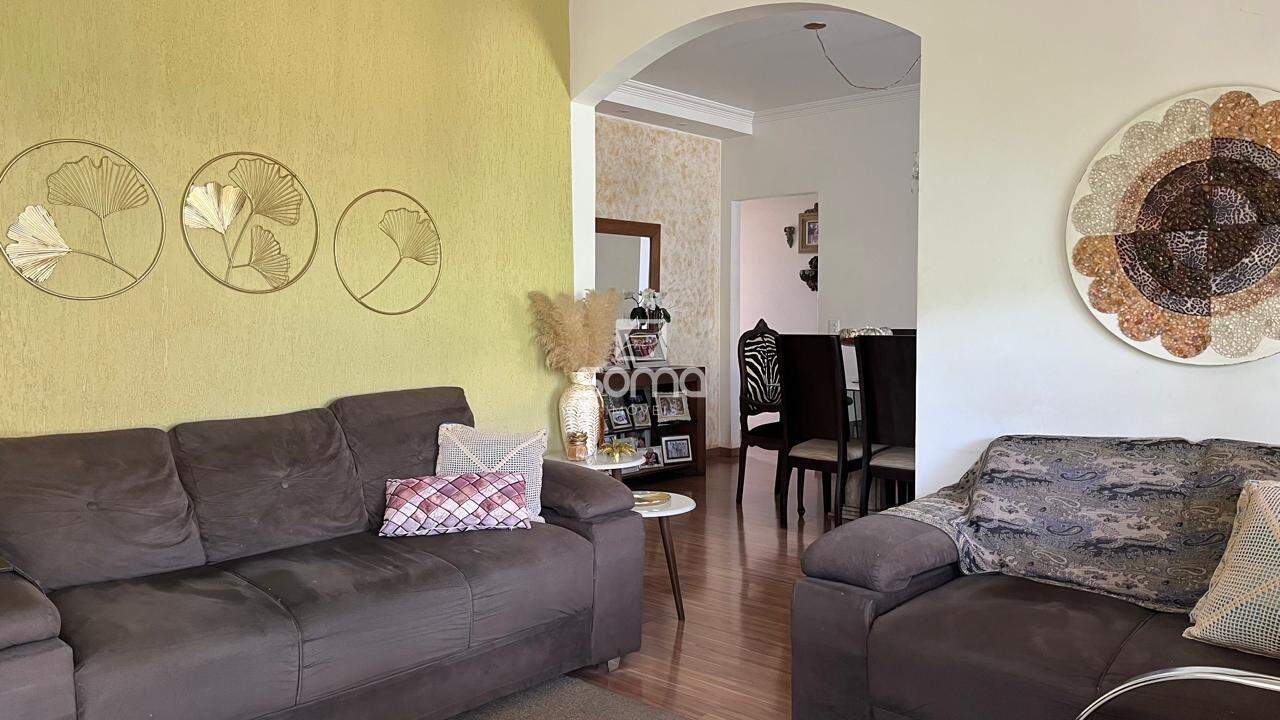 Casa à venda no Jardim Itau: 
