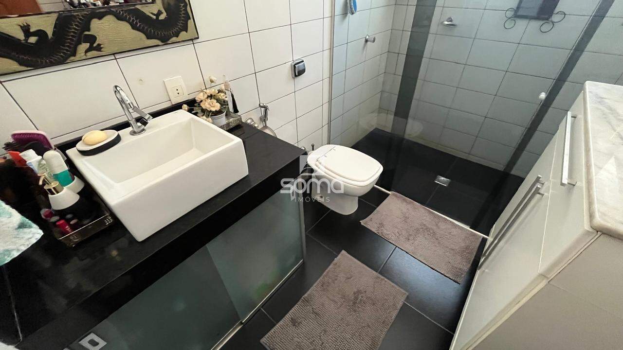Casa à venda no Jardim Itau: 