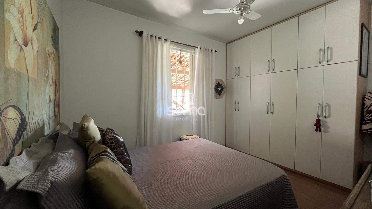 Casa à venda no Jardim Itau: 