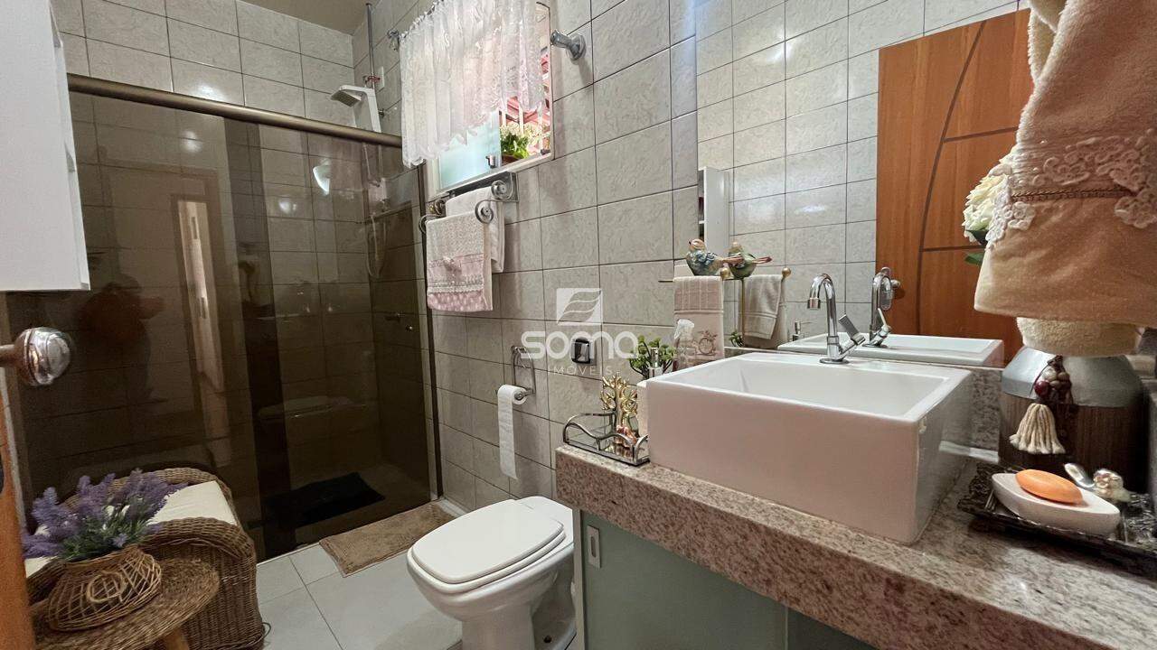 Casa à venda no Jardim Itau: 