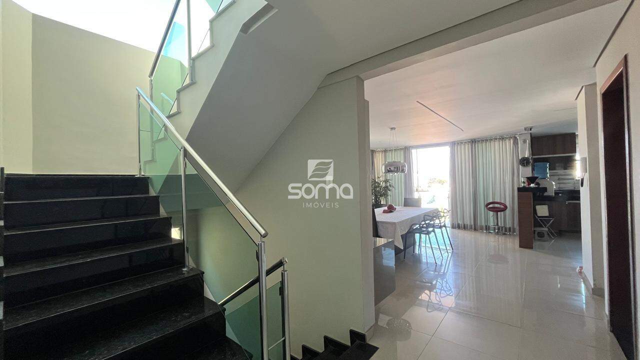 Casa em condomínio à venda no Condominio Rosa dos Ventos: 