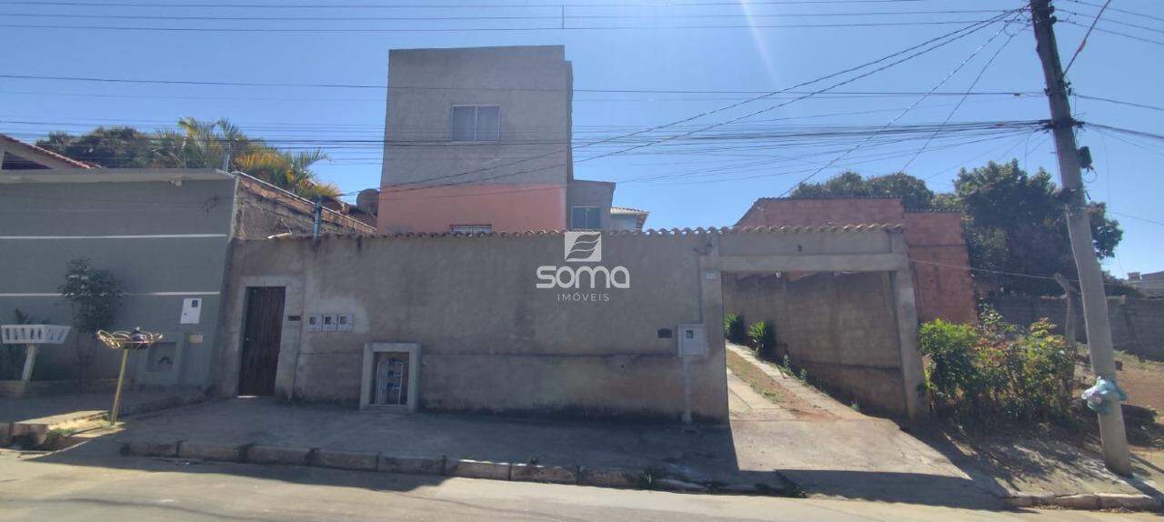 Casa à venda no Jardim Imperial: