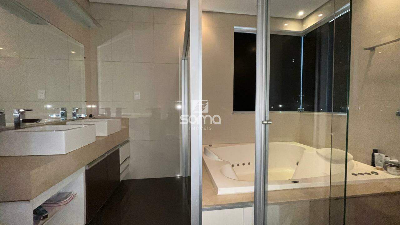 Casa em condomínio à venda no Rosa dos Ventos: 