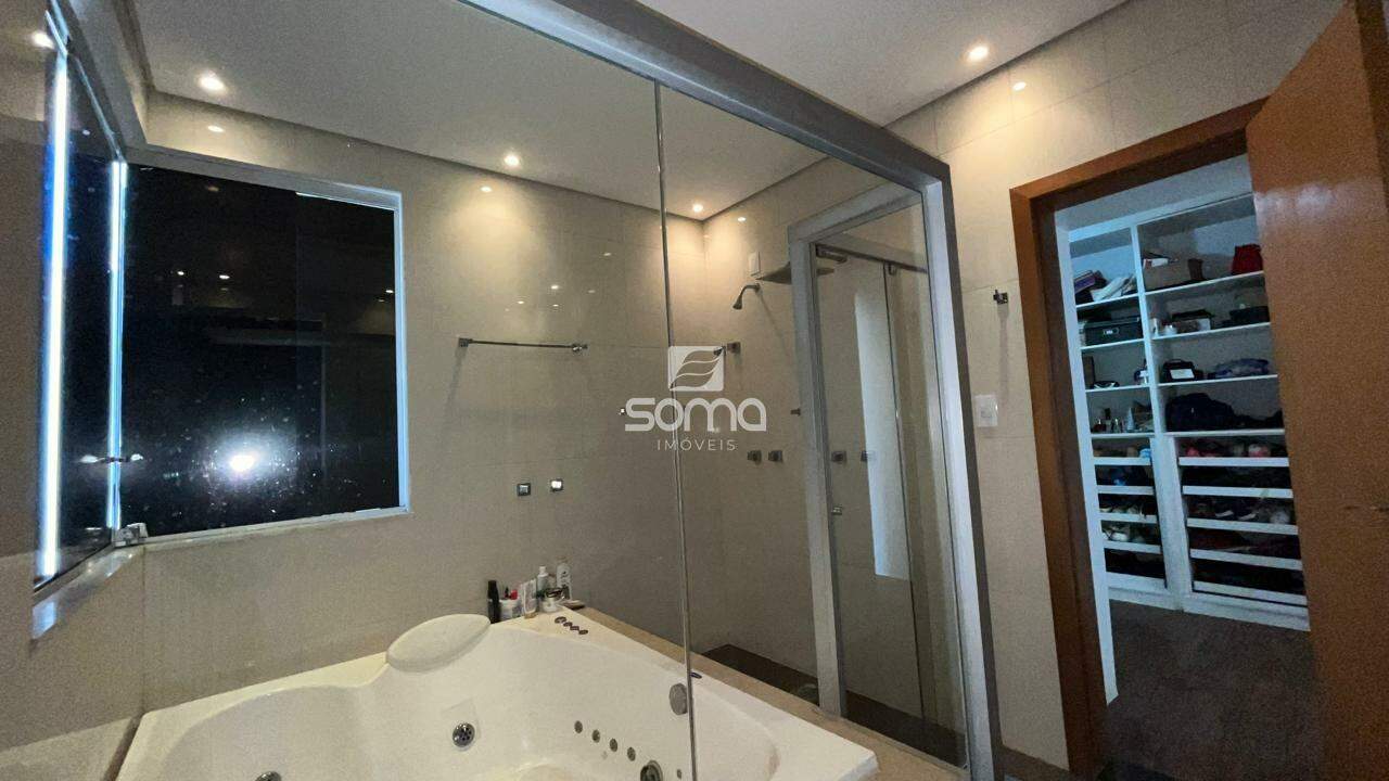 Casa em condomínio à venda no Rosa dos Ventos: 