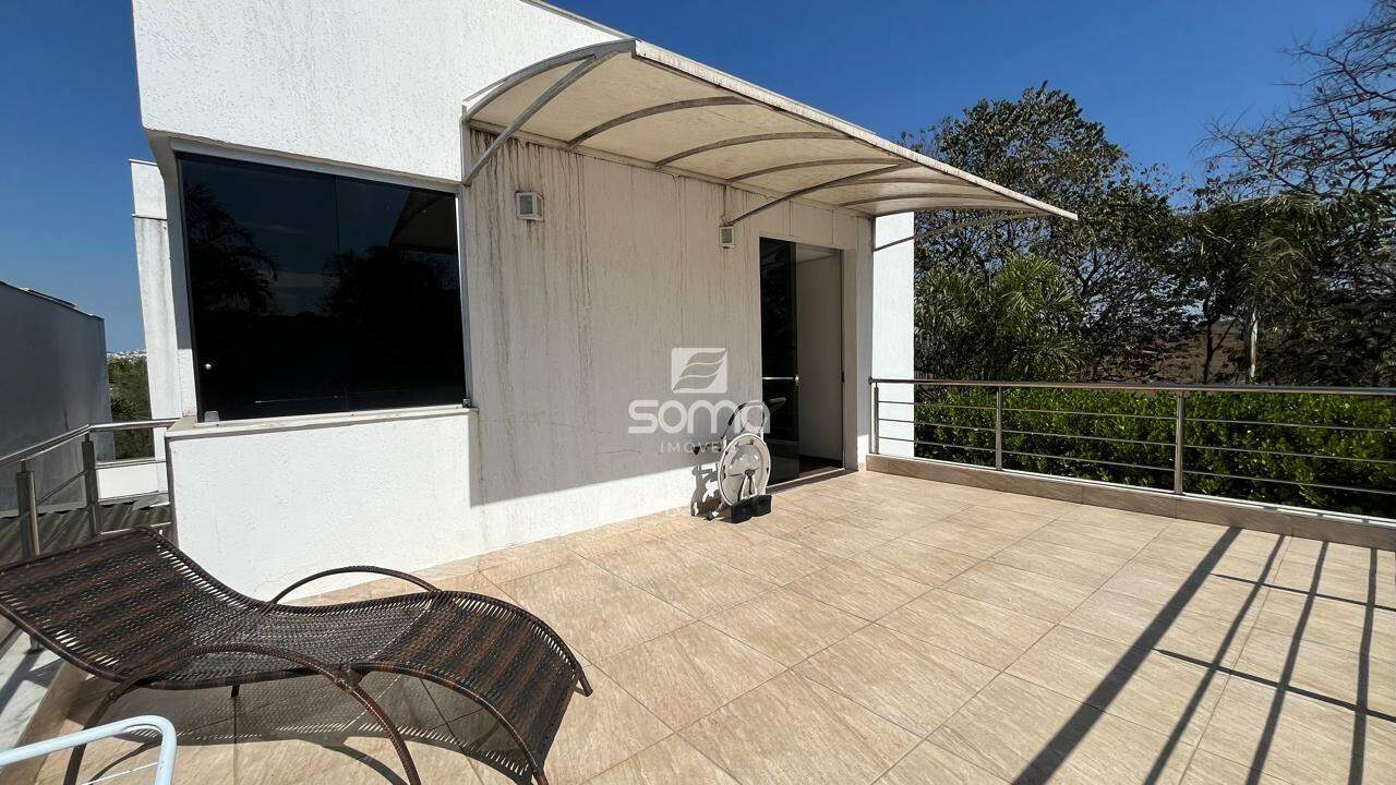 Casa em condomínio à venda no Rosa dos Ventos: 