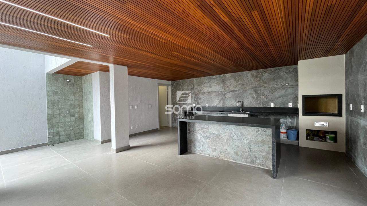 Casa em condomínio à venda no Alphaville Vespasiano: 