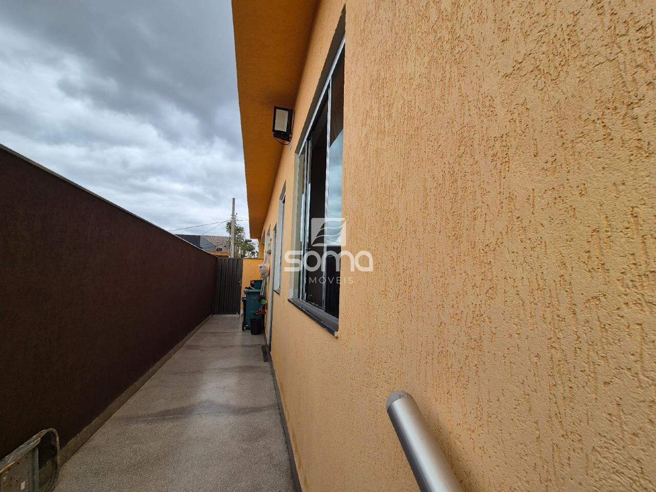 Casa em condomínio à venda no Gran Park: