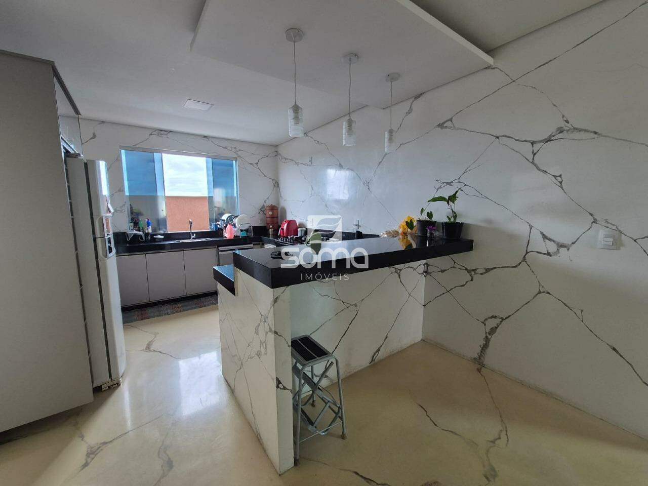 Casa em condomínio à venda no Gran Park: