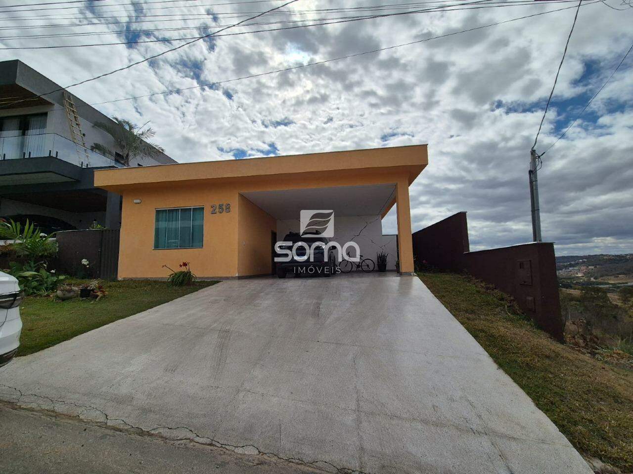 Casa em condomínio à venda no Gran Park: