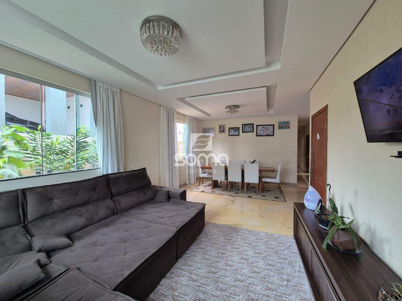 Casa em condomínio à venda no Gran Park: