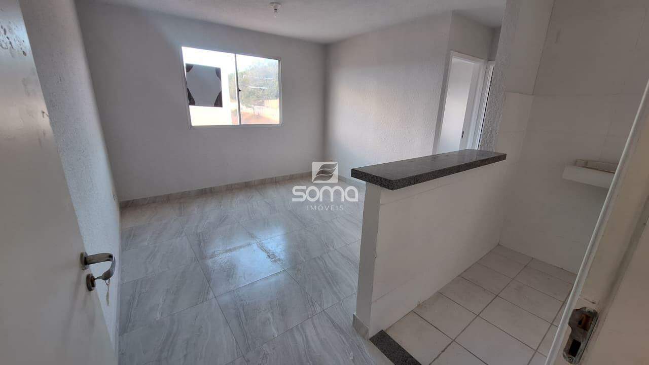 Apartamento à venda no Angicos : 