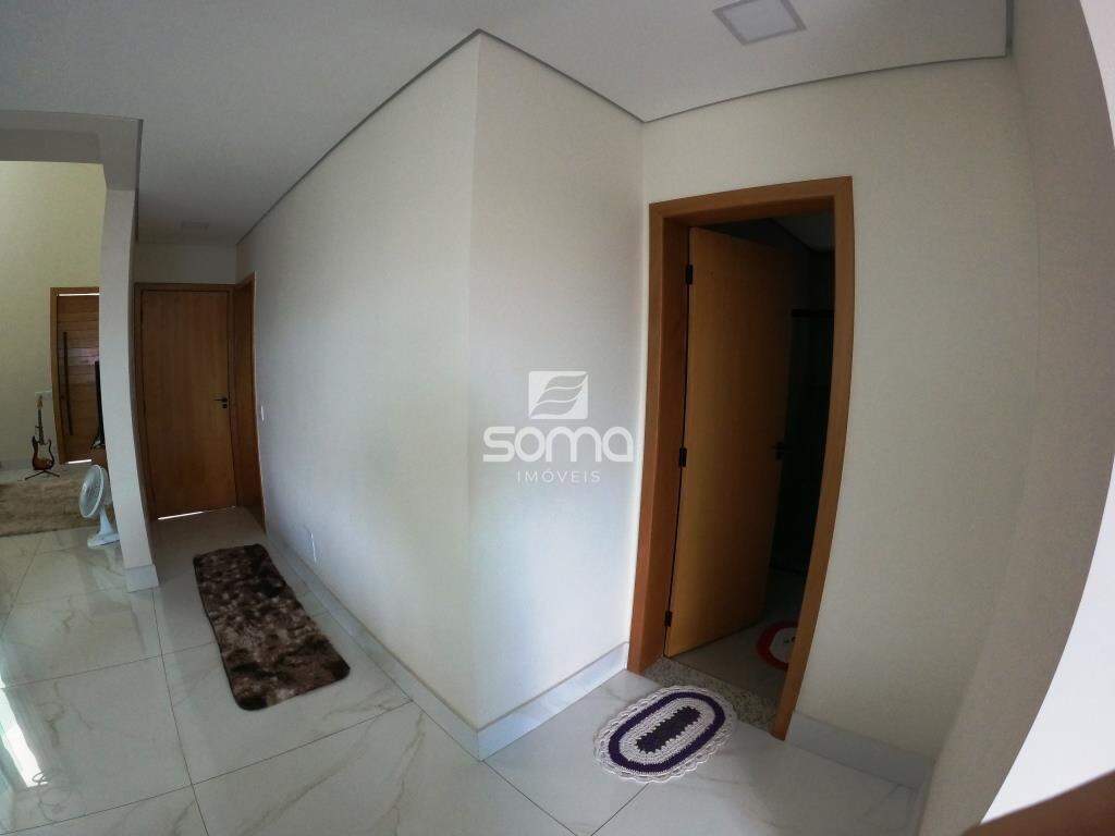 Casa para aluguel no Rosa dos Ventos: 