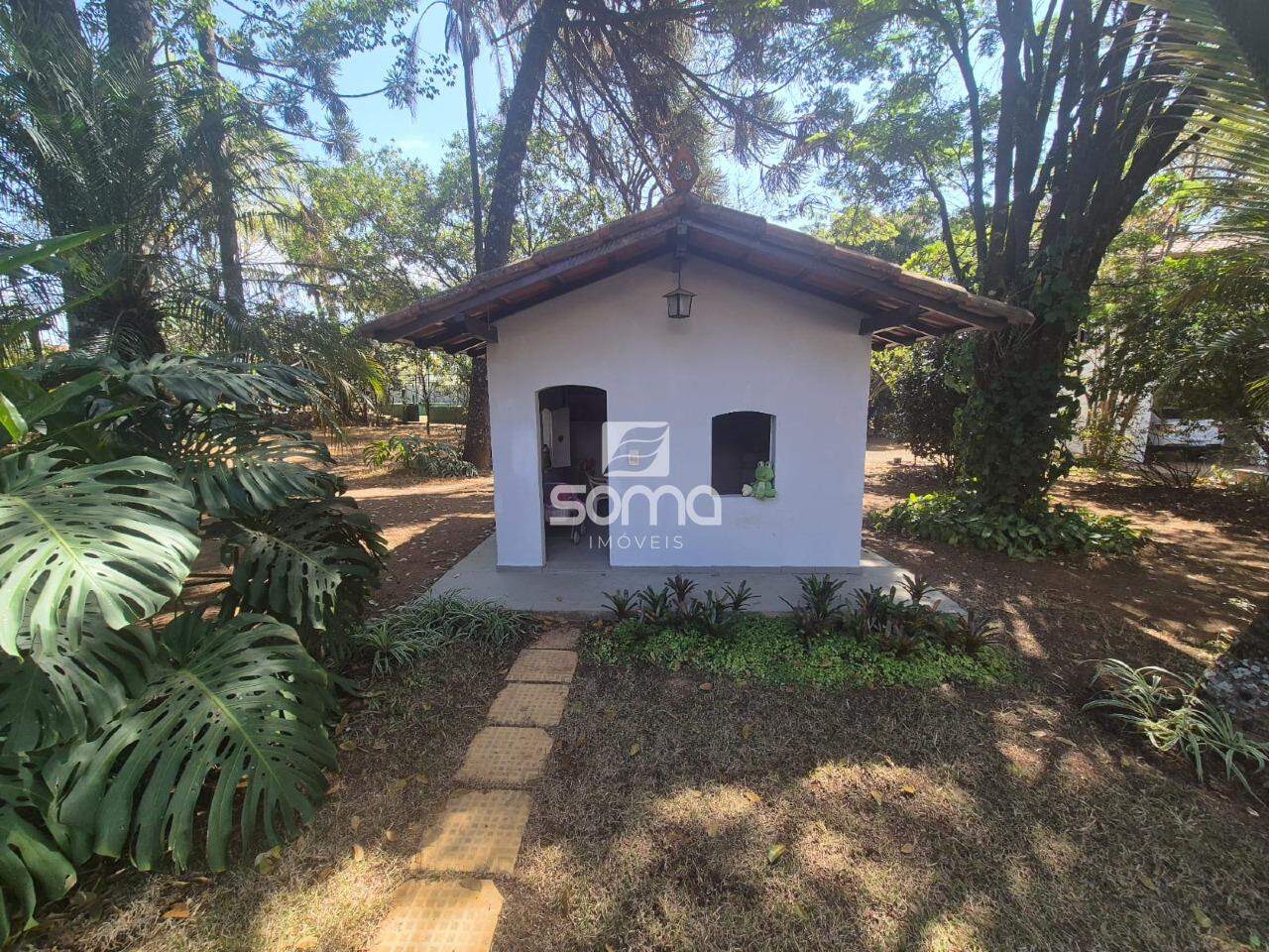 Casa em condomínio à venda no Quintas dos Ipês:
