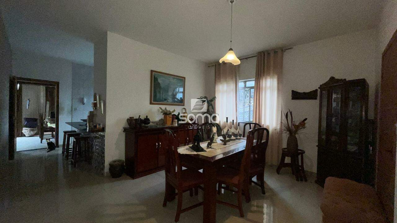 Casa à venda no Maria De Lourdes: 