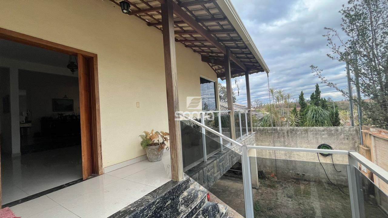 Casa à venda no Maria De Lourdes: 