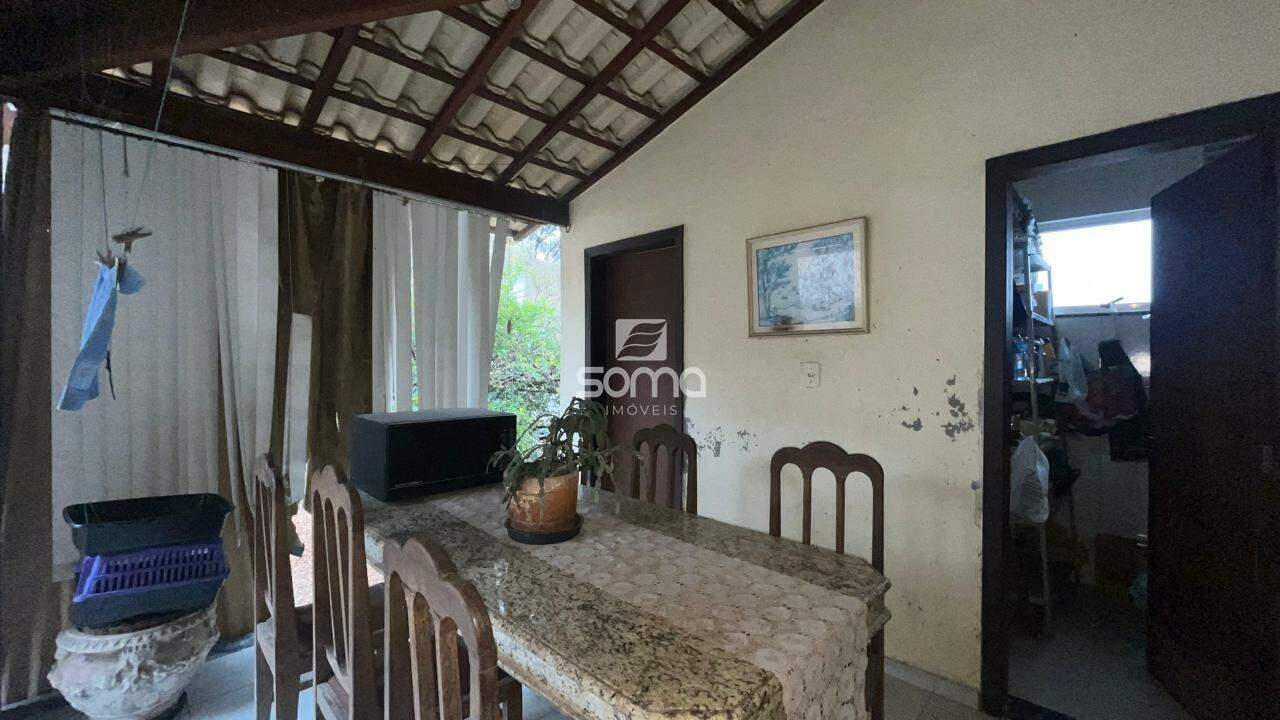 Casa à venda no Maria De Lourdes: 