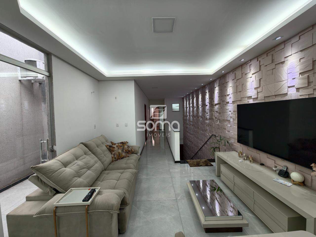 Casa à venda no Cachoeira: 