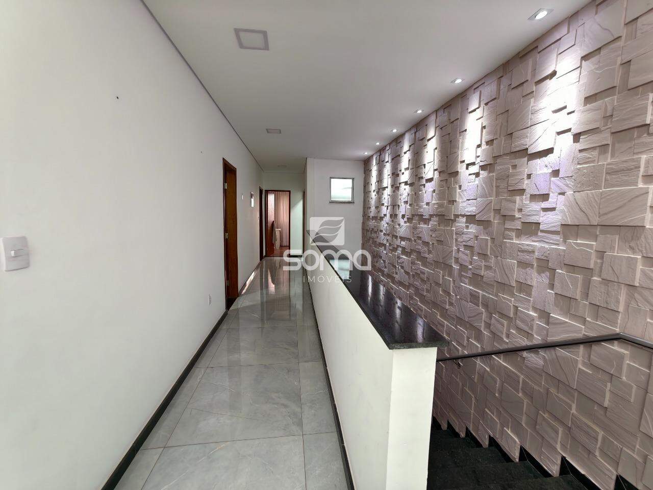 Casa à venda no Cachoeira: 