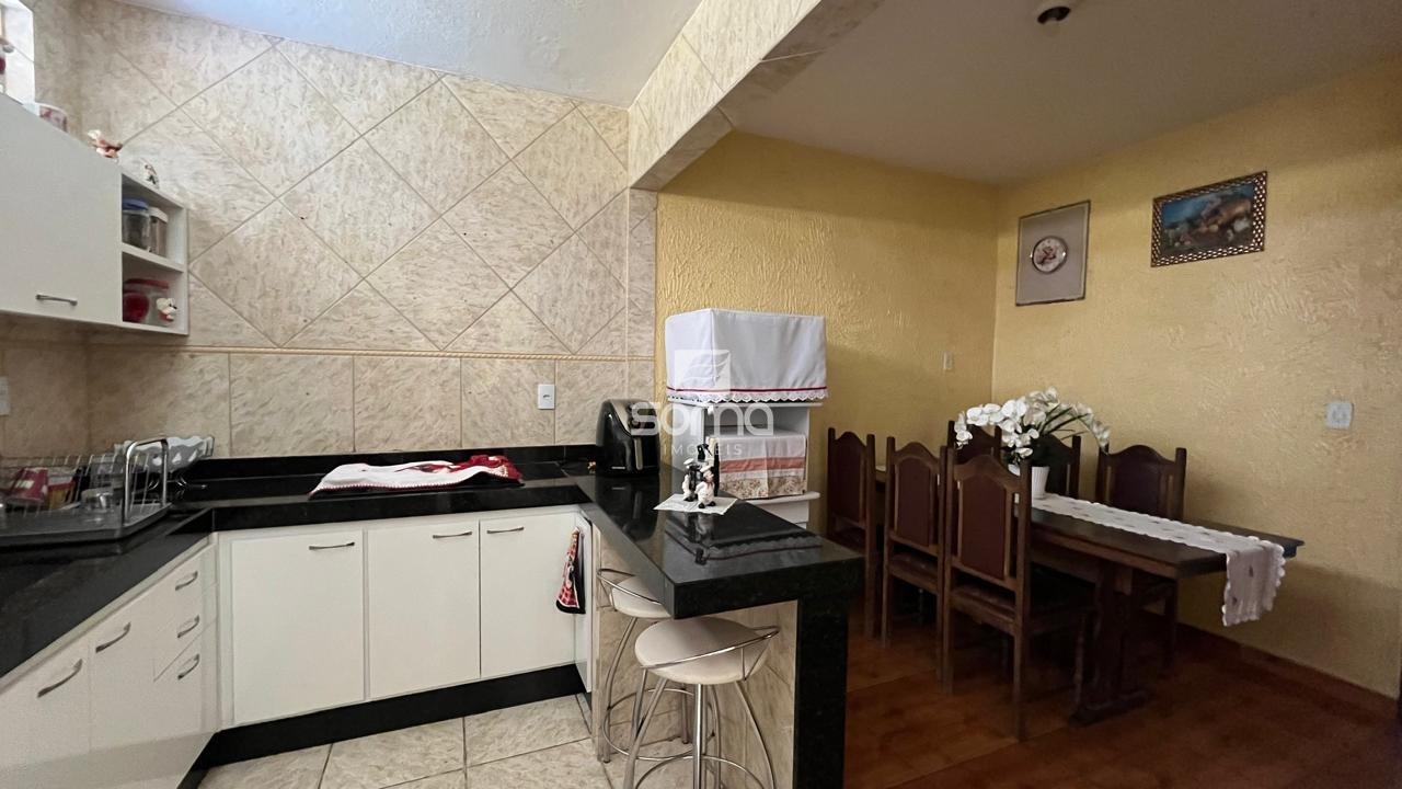 Casa à venda no Caieiras: 