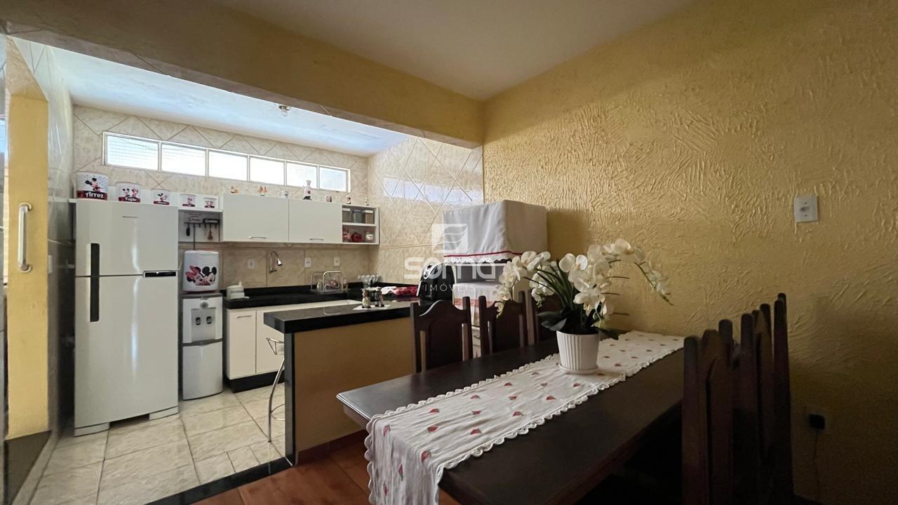 Casa à venda no Caieiras: 