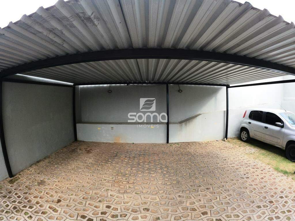 Apartamento para aluguel no Célvia: 