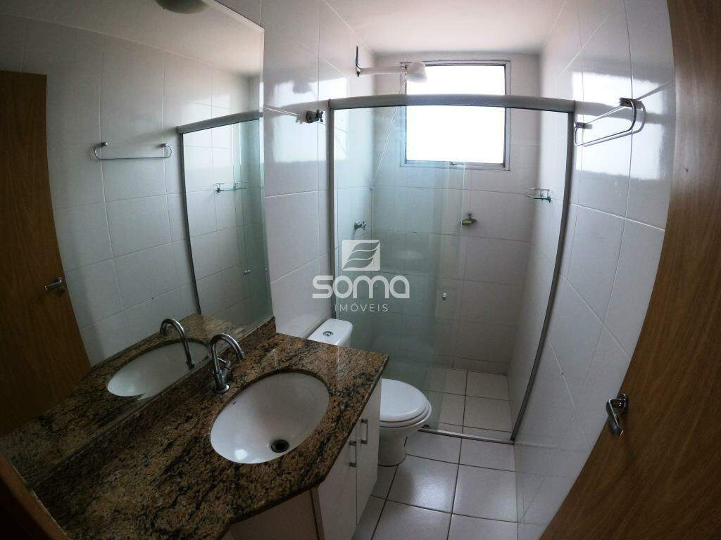 Apartamento para aluguel no Célvia: 