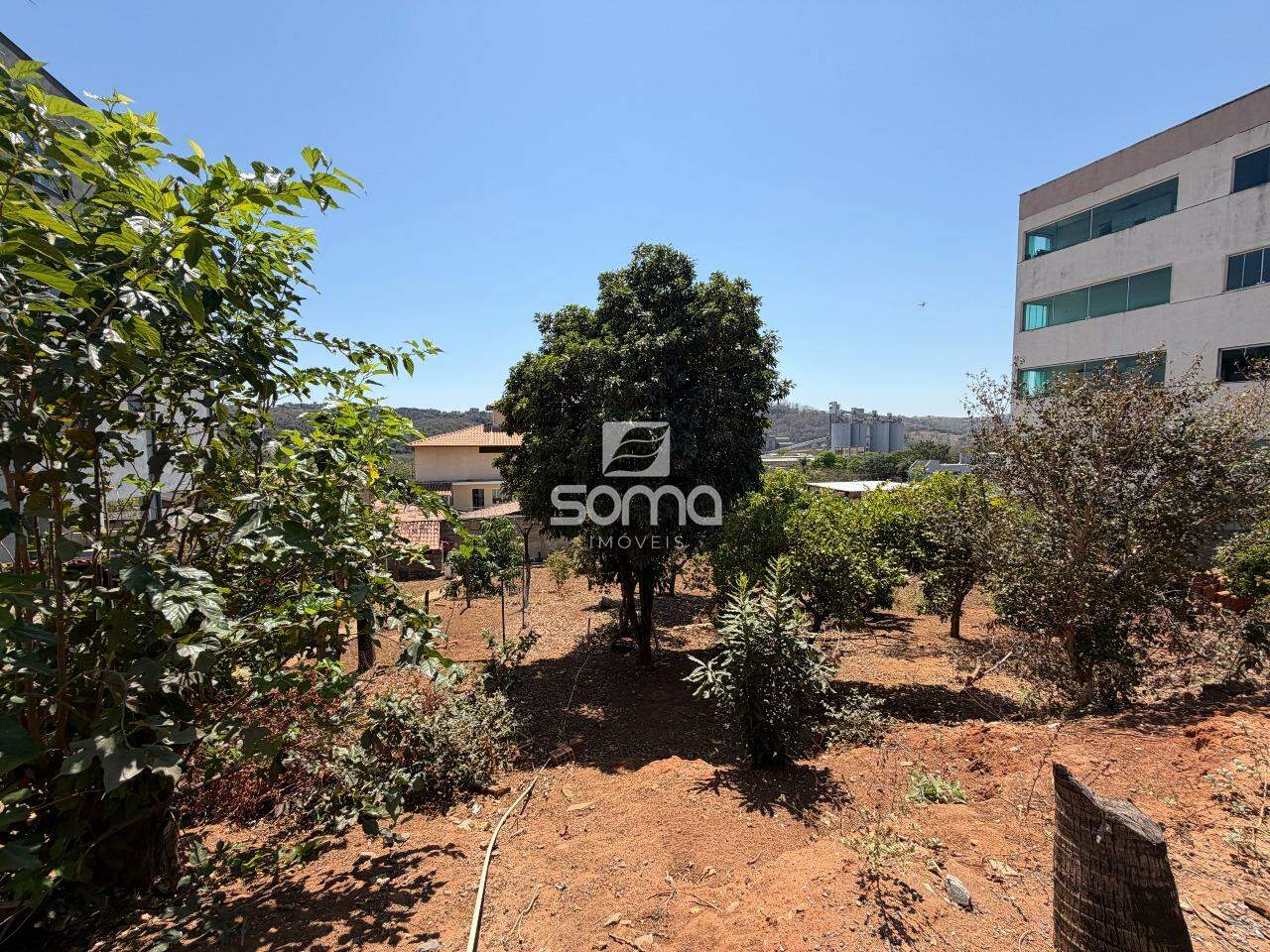 Lote à venda no Jardim Alterosa: 