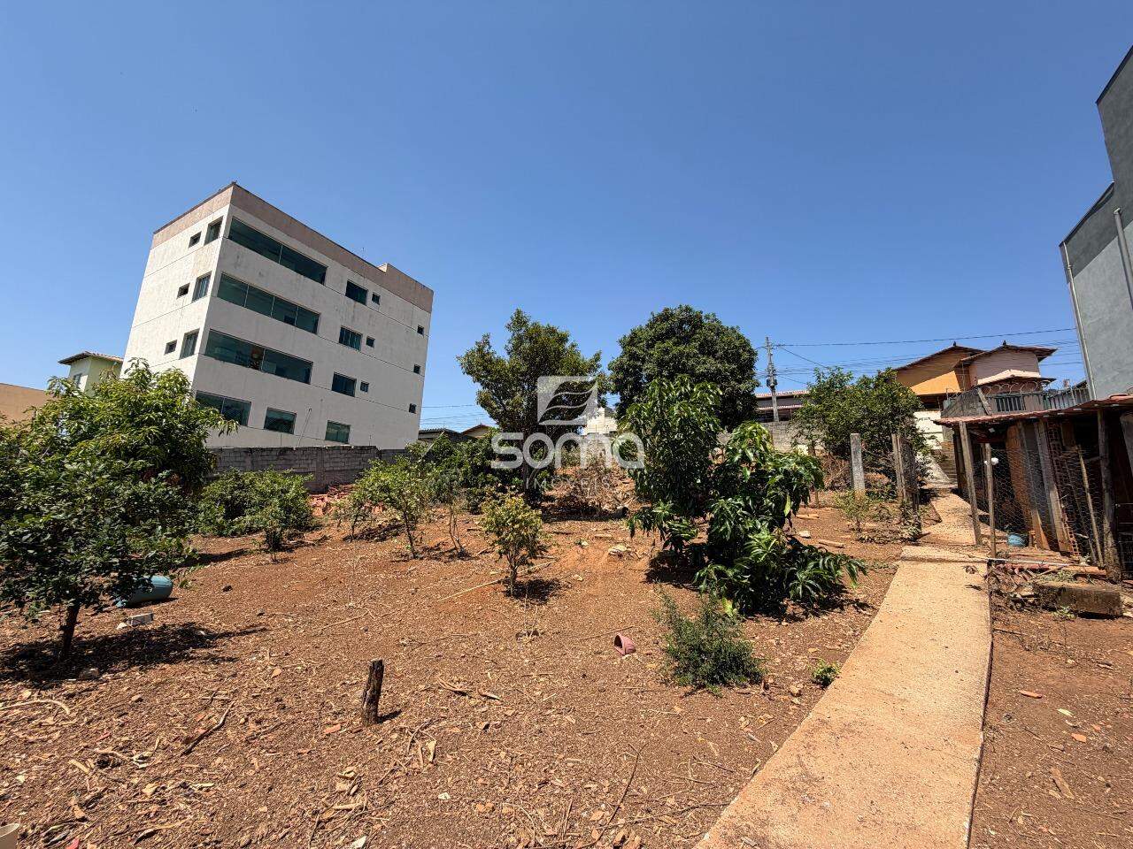 Lote à venda no Jardim Alterosa: 