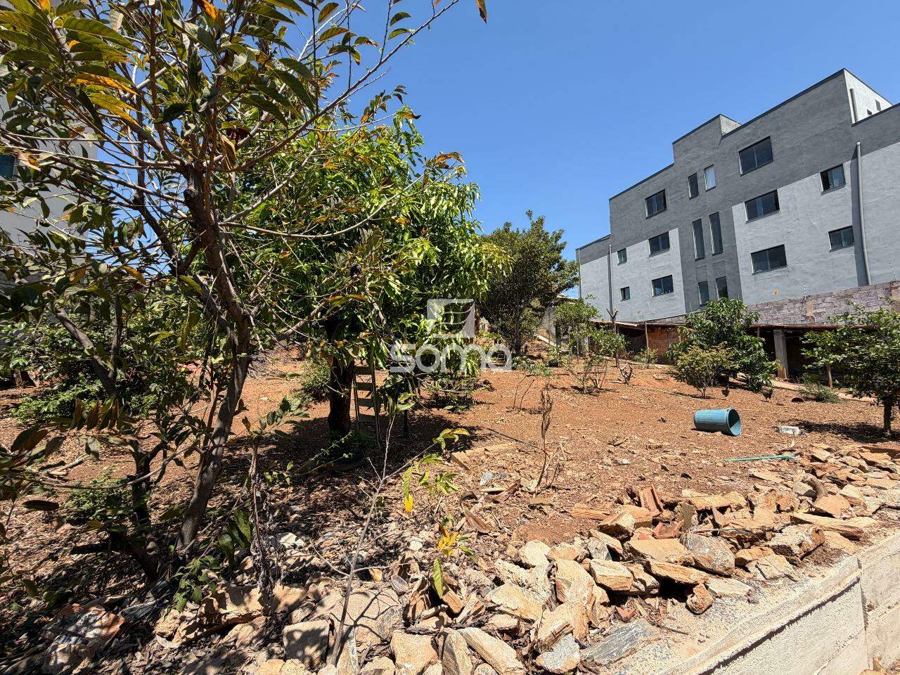 Lote à venda no Jardim Alterosa: 