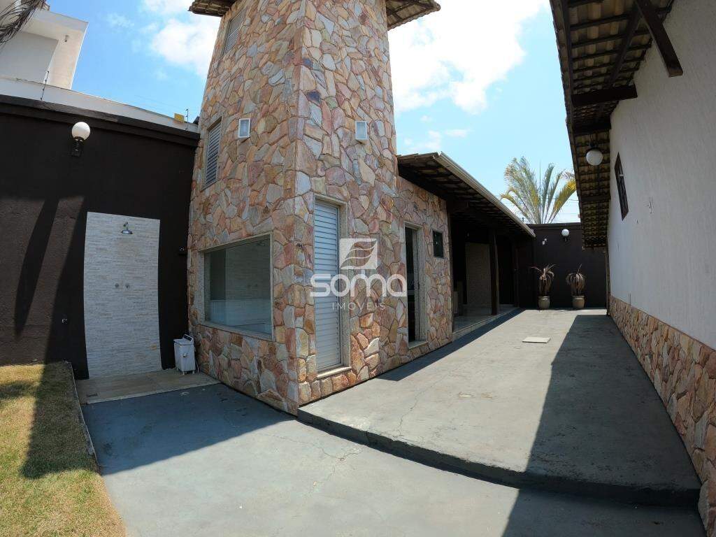 Casa para aluguel no Jardim Itau: 