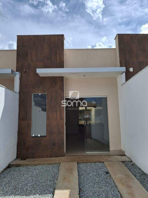 Casa Geminada à venda no Cachoeira: